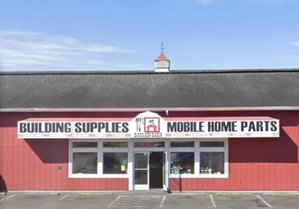 VJ's Builder Barn Image