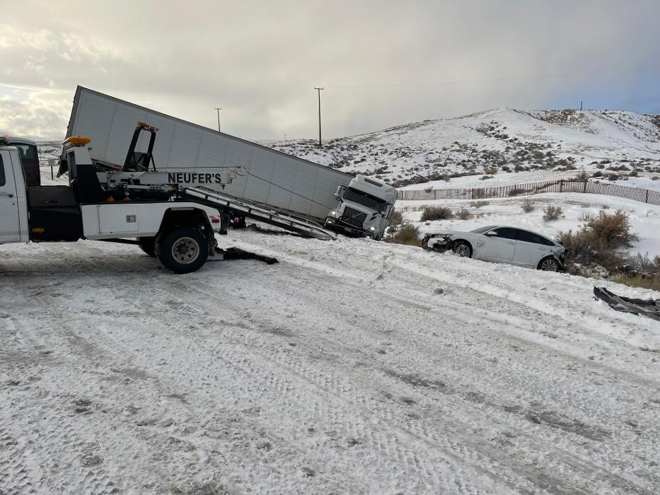 Neufers Towing Truck and Trailer Repair - Rock Springs, WY