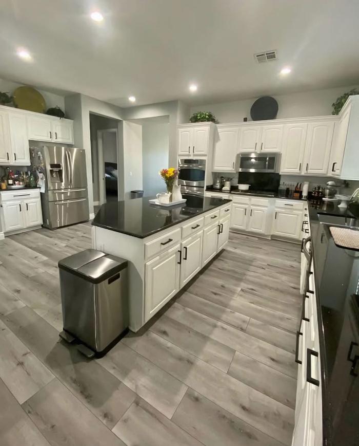 Diamond Maids LLC Image