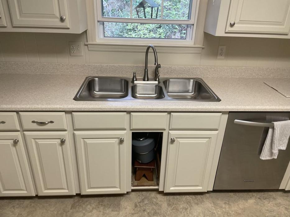 Solid Surfaces Inc - Columbia, SC