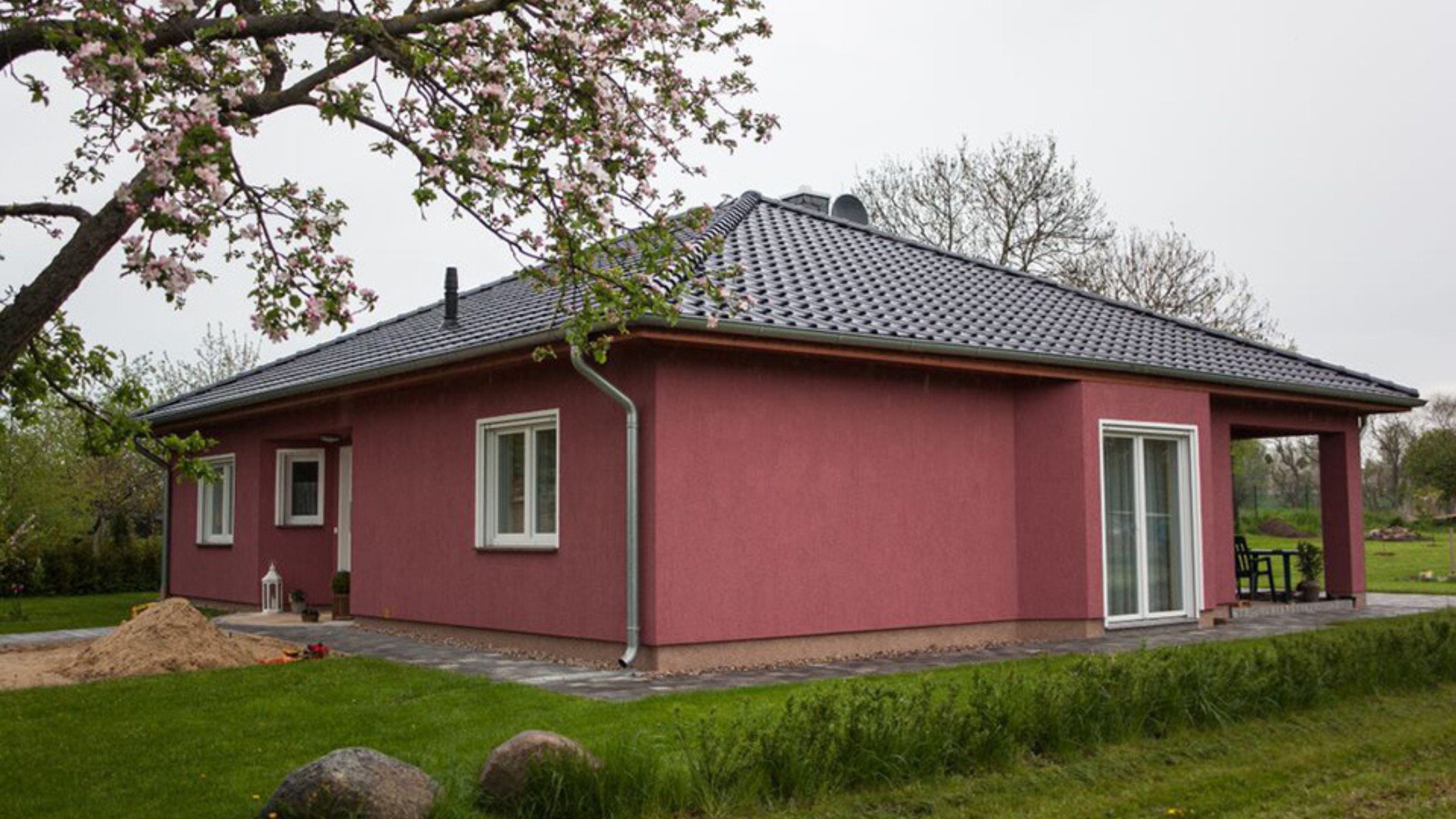 Massivbau Casekow GmbH, Dorfanger in Casekow