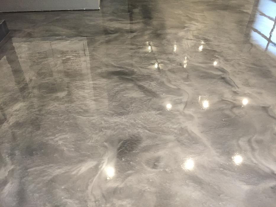 Garage Flooring Solutions Image