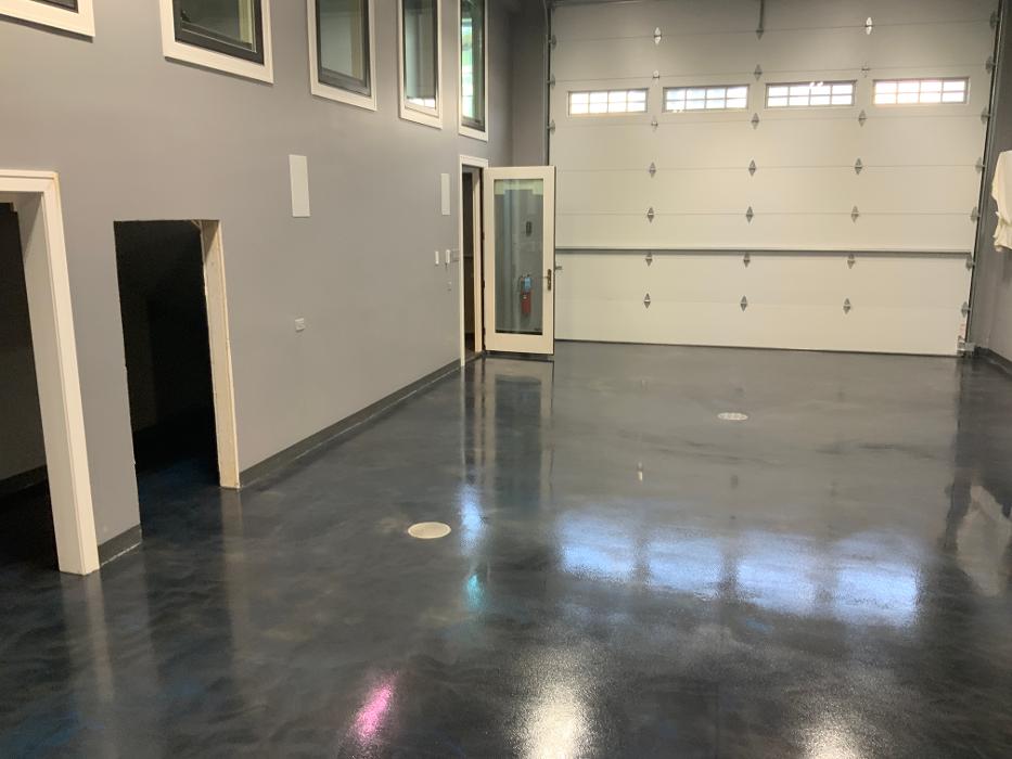 Garage Flooring Solutions Image