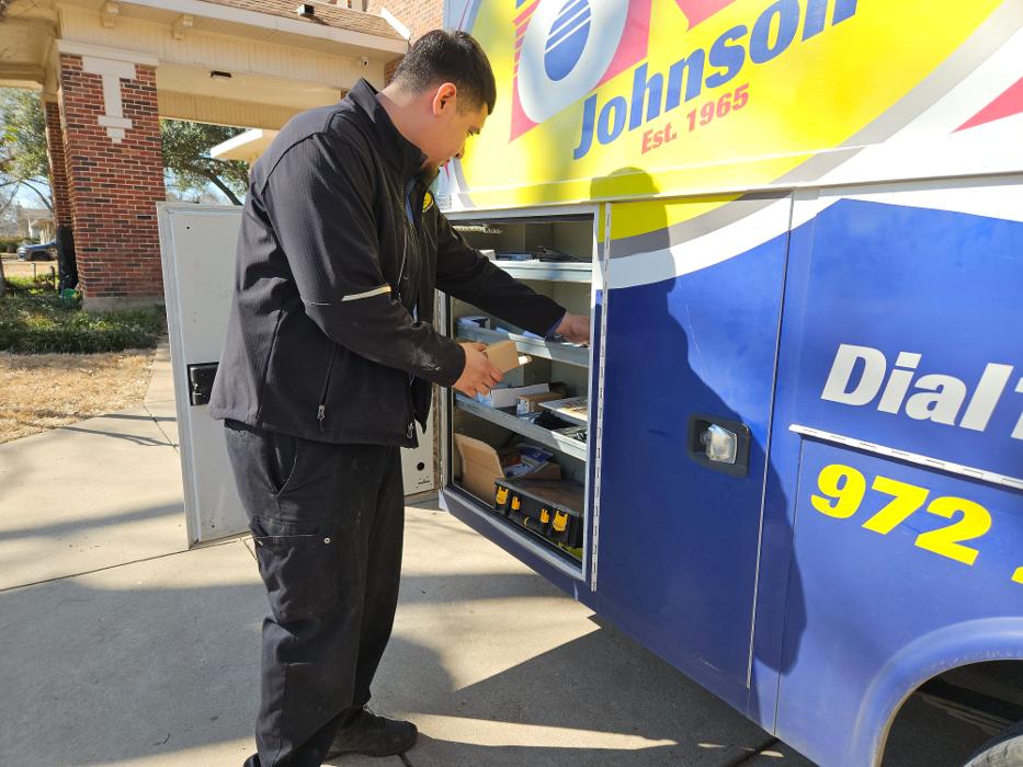 Dial One Johnson Plumbing Cooling and Heating Image