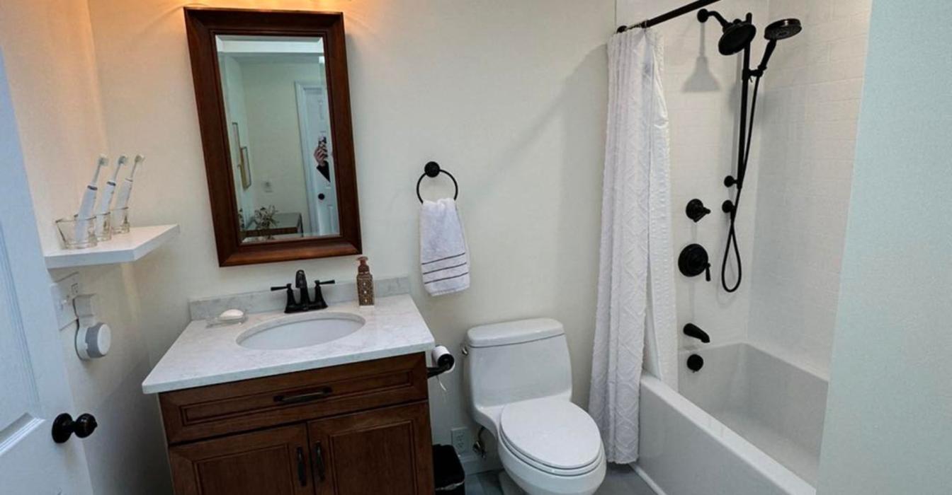 Bonsai Kitchen Bath and Flooring Image