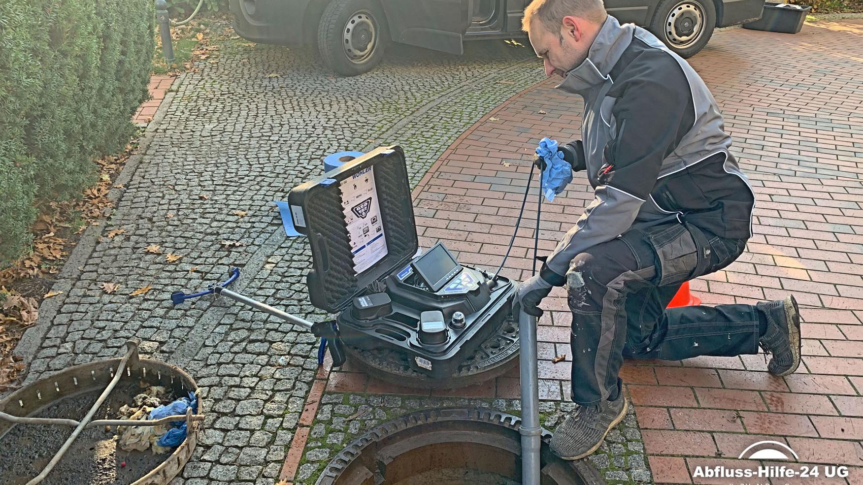 Abfluss-Hilfe-24 UG, Straße am Flugplatz in Berlin