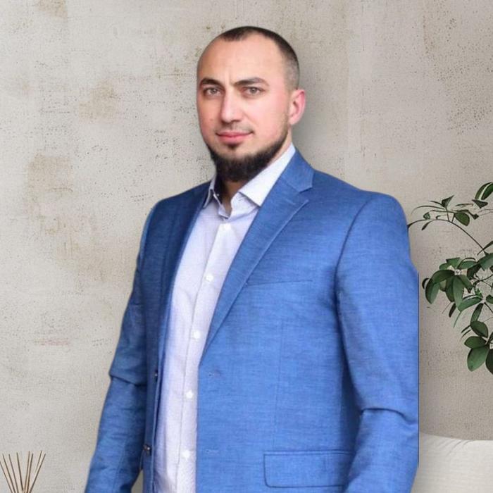 ERGO Versicherung Muslim Akhiev, Levetzowstraße in Berlin