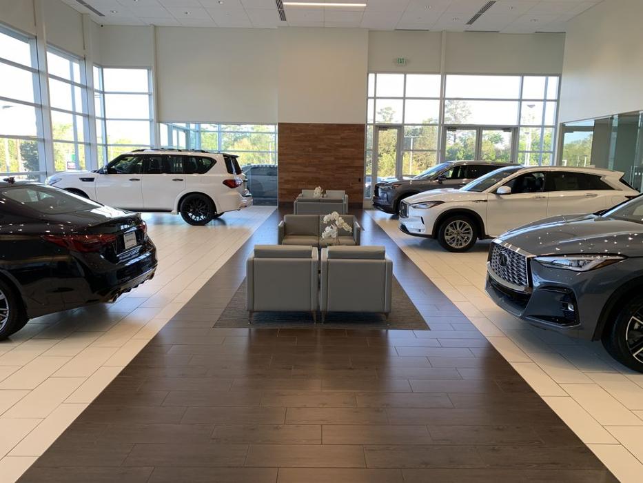 GRAND INFINITI OF MACON Logo