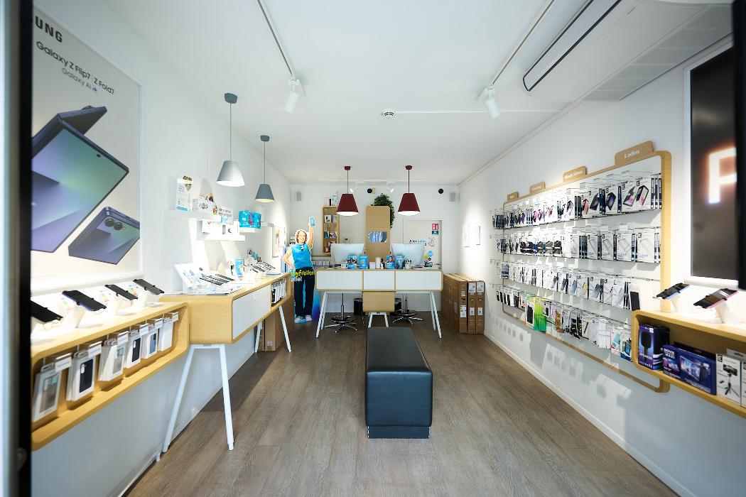 Drei Shop Hietzing, Hietzinger Hauptstraße in Wien