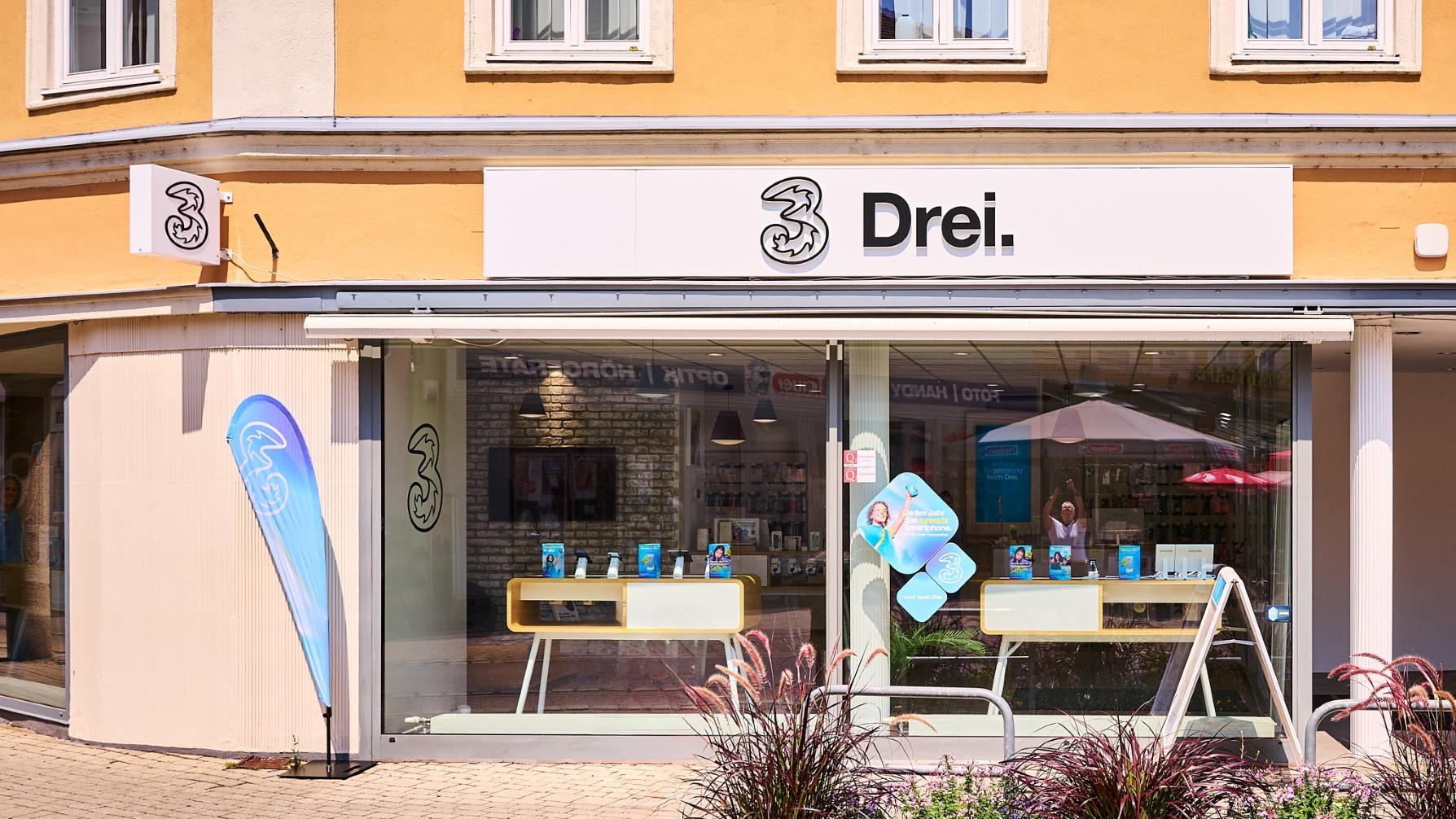 Drei Shop Neunkirchen, Hauptplatz in Neunkirchen
