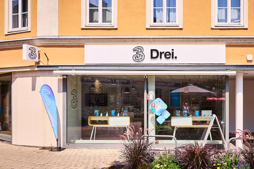 Drei Shop Neunkirchen, Hauptplatz in Neunkirchen