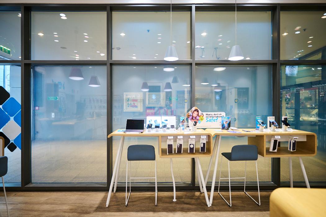 Drei Shop Salzburg Forum 1, Südtiroler Platz in Salzburg