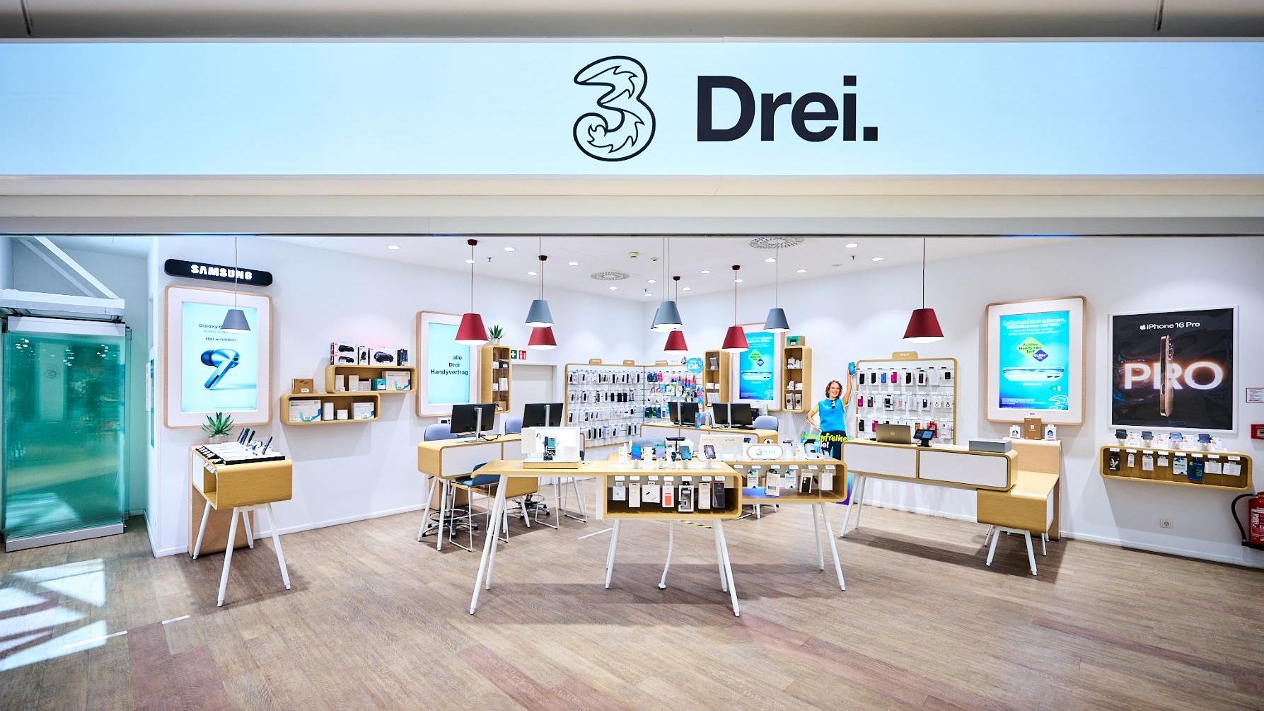 Drei Shop Linz Interspar, Industriezeile in Linz