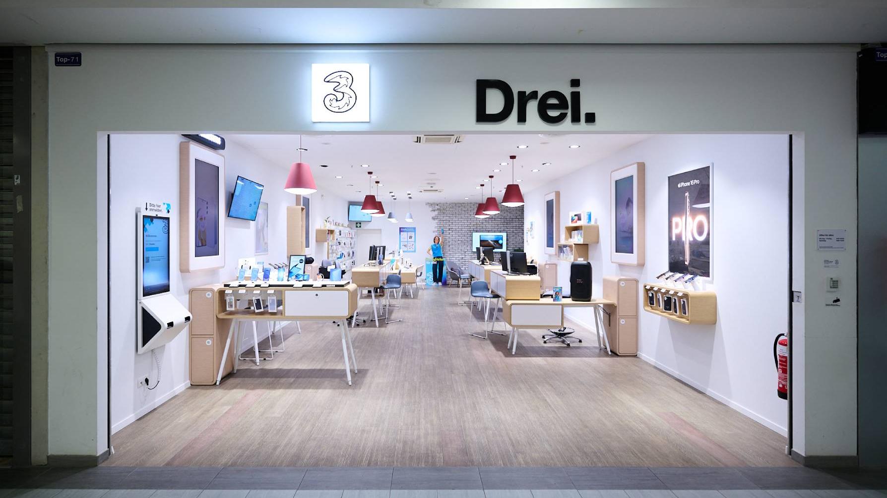 Drei Shop Wien Auhof Center, Albert-Schweitzer-Gasse in Wien