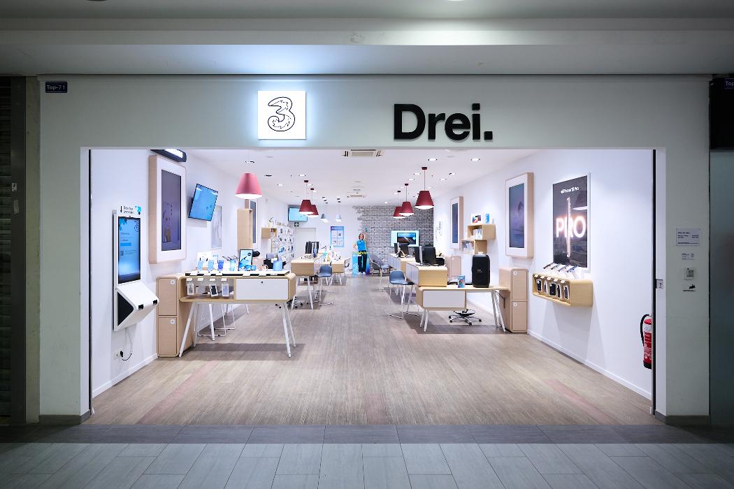 Drei Shop Wien Auhof Center, Albert-Schweitzer-Gasse in Wien