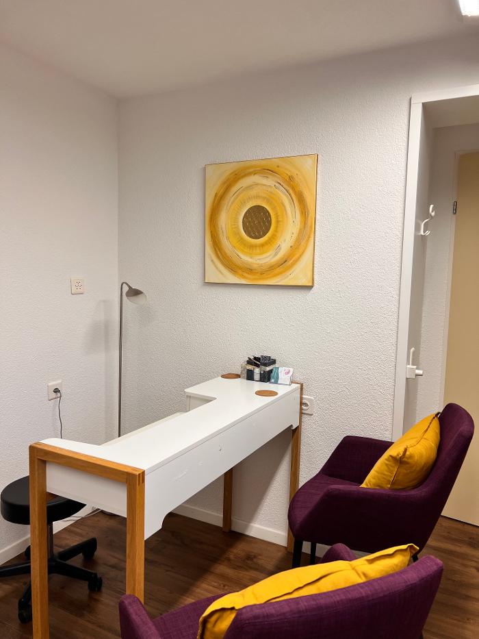 TCM Fabienne Vacheresse / Massage / Akupunktur / Schröpfen / Dry Needling / Faszientherapie, Dünnernstrasse in Oensingen