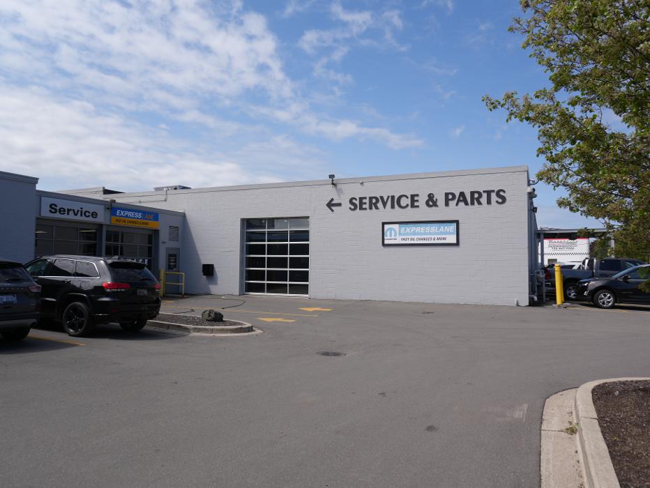Fox Chrysler Dodge Jeep RAM Taylor - Service & Parts