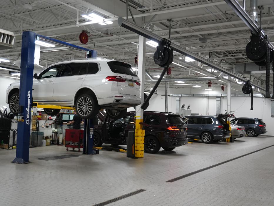 BMW of Farmington Hills - Service & Parts