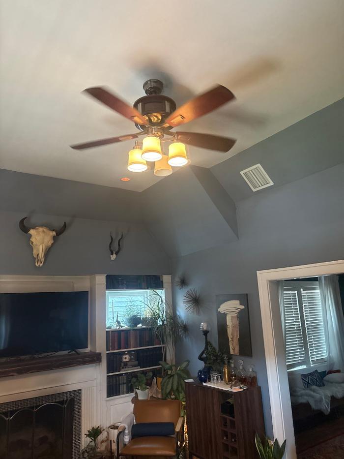 Watt's Right Electric Image