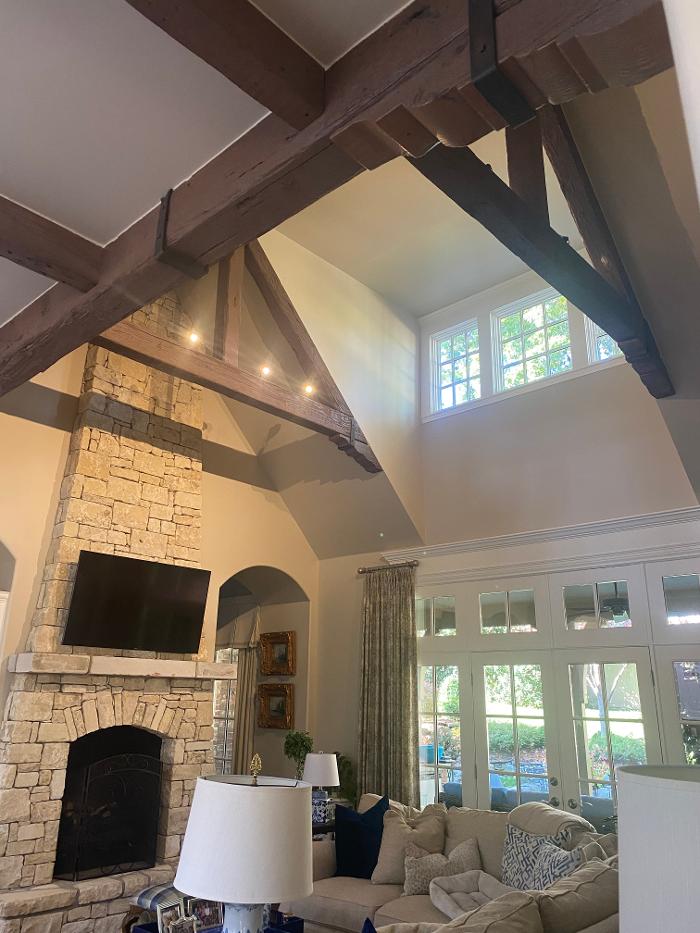 Watt's Right Electric Image