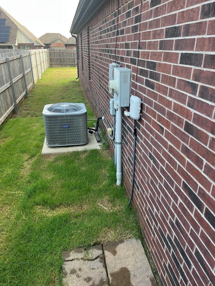 Watt's Right Electric Image