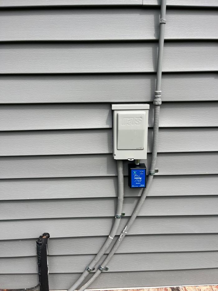 Watt's Right Electric Image