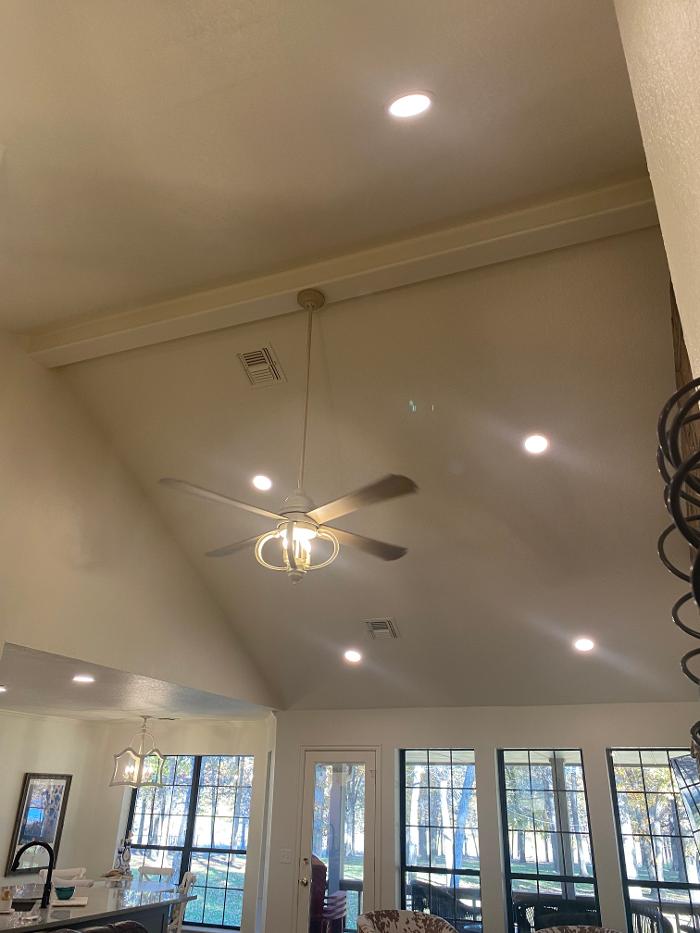 Watt's Right Electric Image