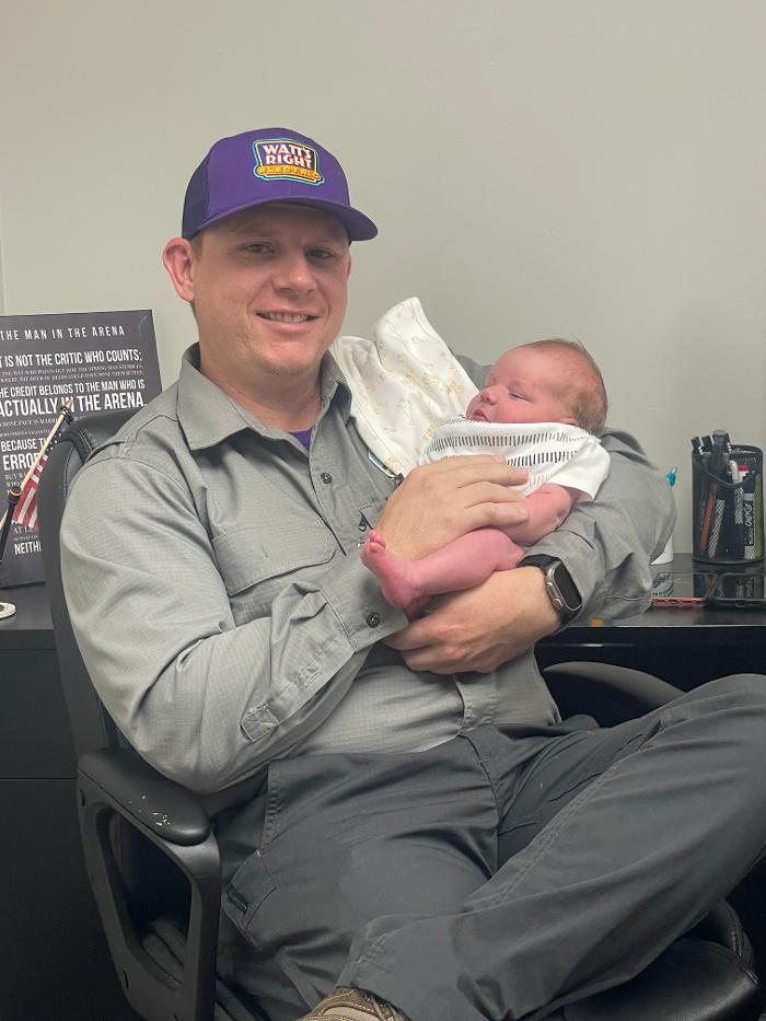 Watt's Right Electric Image