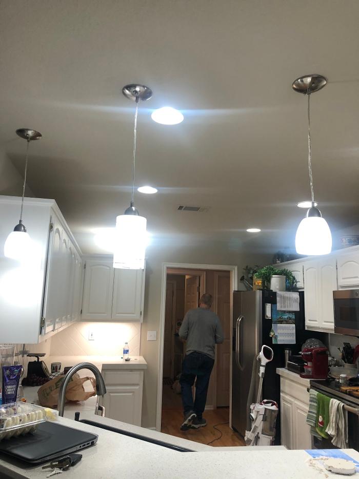 Watt's Right Electric Image