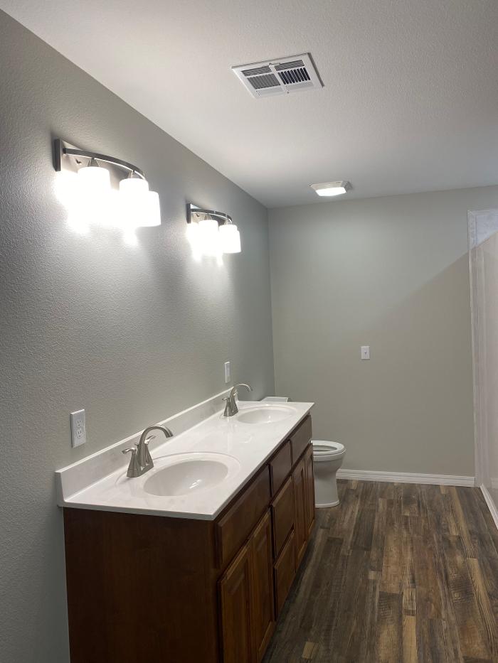 Watt's Right Electric Image