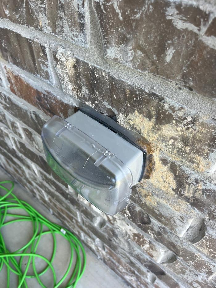 Watt's Right Electric Image