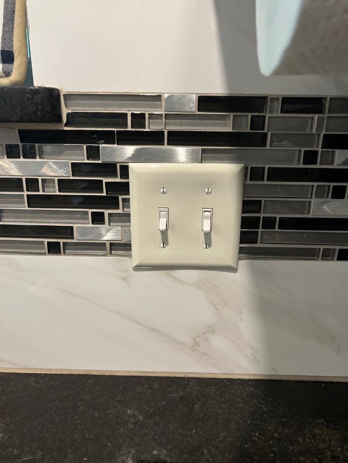 Watt's Right Electric Image