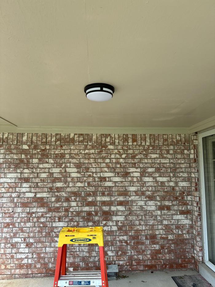 Watt's Right Electric Image