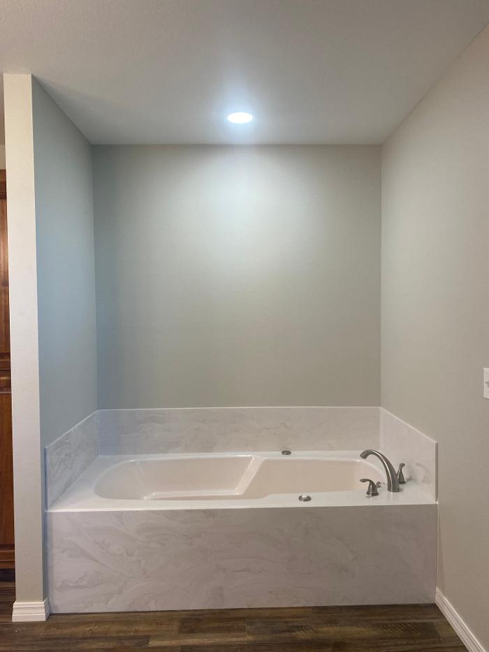 Watt's Right Electric Image