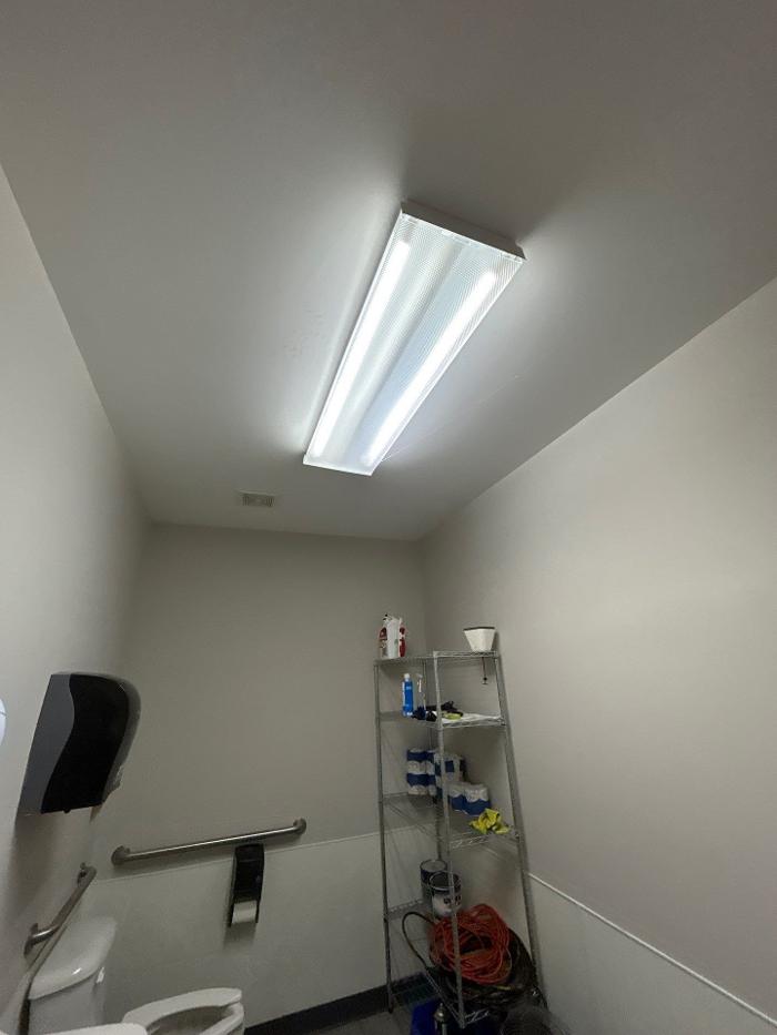 Watt's Right Electric Image