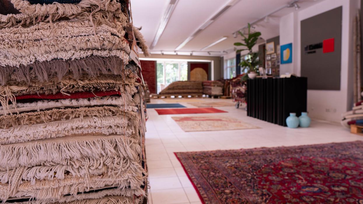 Teppiche Dipl. Ing. Khodai GmbH - Teppichreinigung, Sankt Peter Hauptstraße in Graz