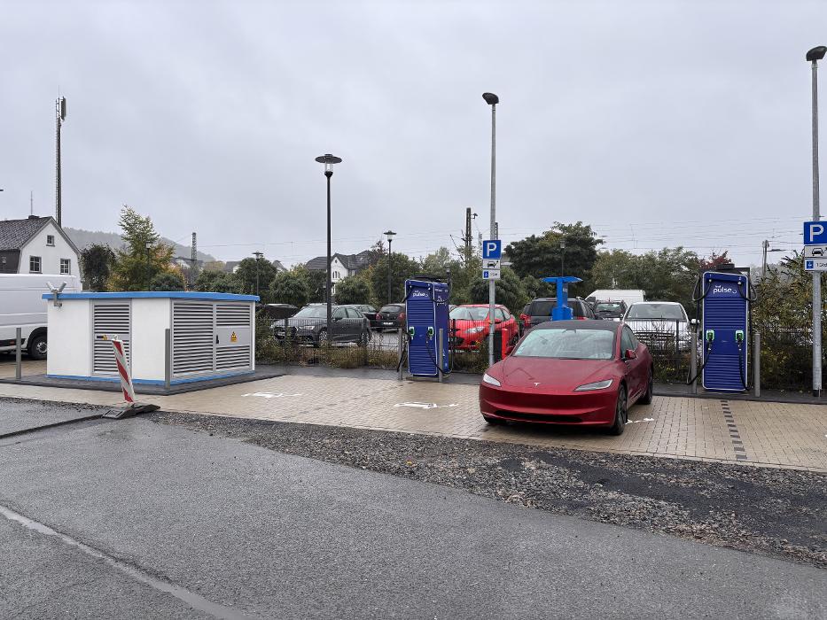 Aral pulse Ladestation, Kölner Straße in Lennestadt