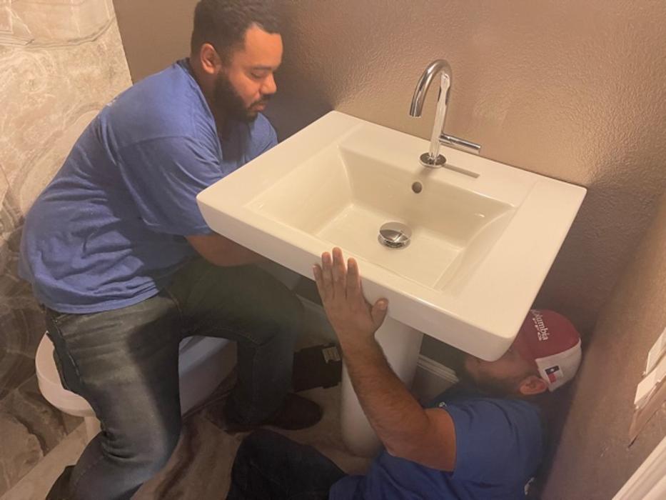 1st Class Plumbing - Richardson, TX
