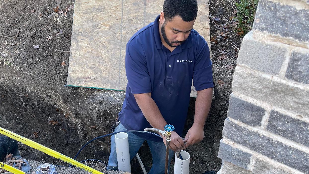 1st Class Plumbing - Richardson, TX