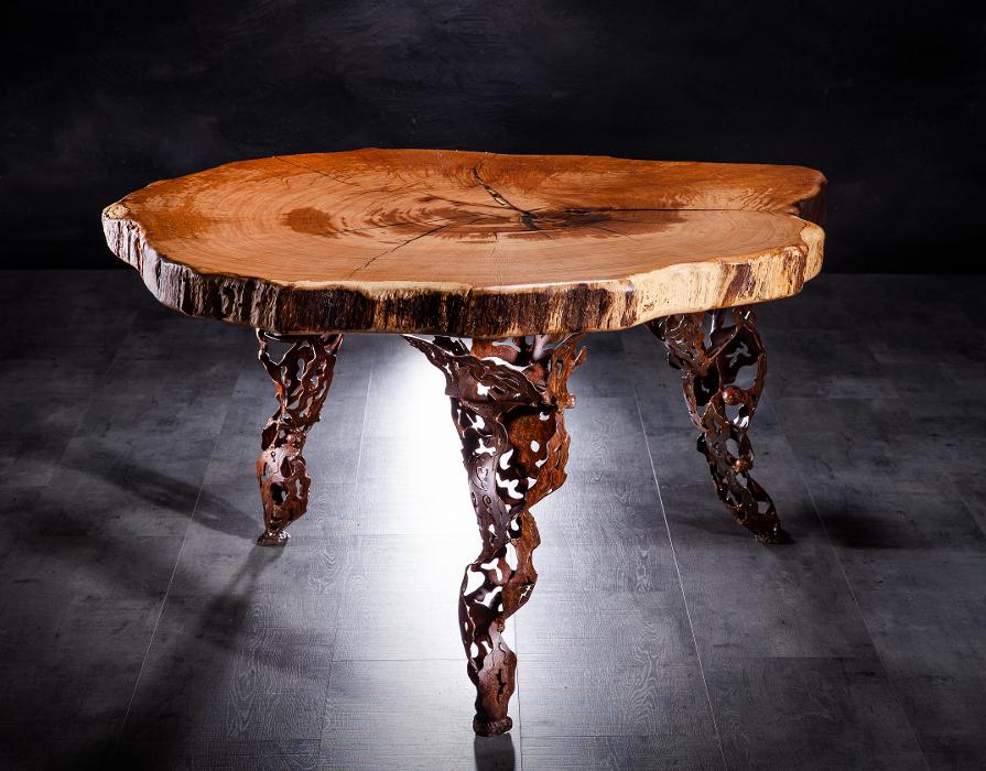 Stefan Eger Holzskulpturen | Feuertonnen | Kunst in Metall & Holz | Feuerlauf, Feldstraße in Chemnitz