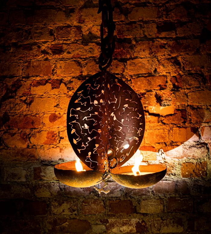 Stefan Eger Holzskulpturen | Feuertonnen | Kunst in Metall & Holz | Feuerlauf, Feldstraße in Chemnitz