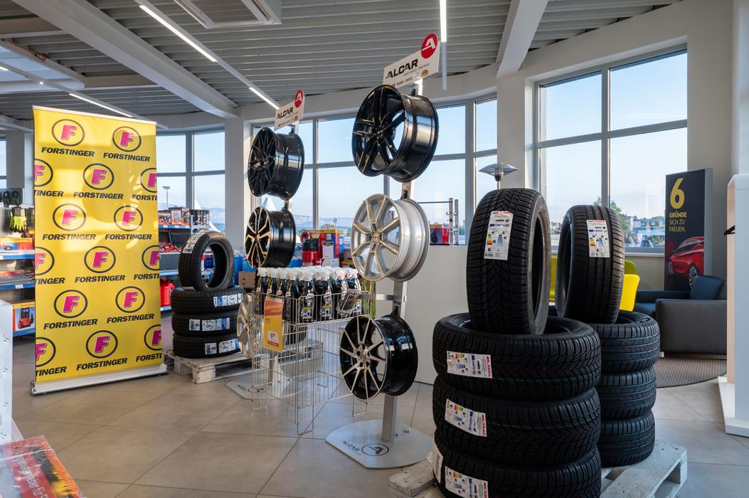 Forstinger Neunkirchen, Am Spitz in Neunkirchen