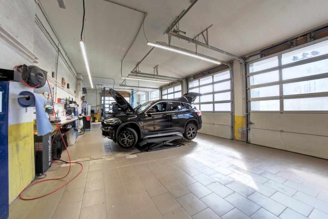 Lucky Car - DER Spezialist für Lack & Karosserie!, Reitherstraße in Tulln an der Donau