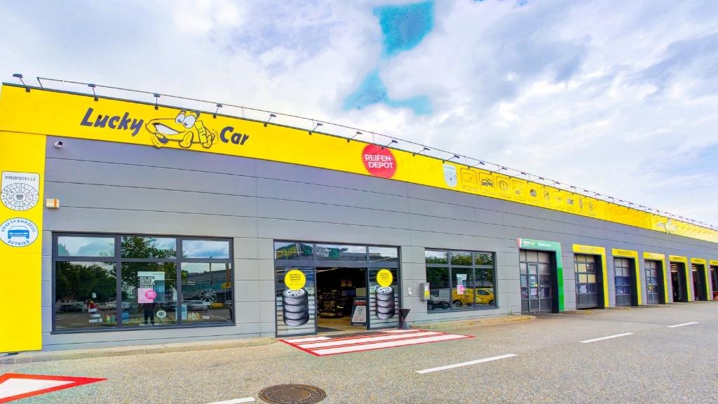 Lucky Car, Zwerchäckerweg in Wien