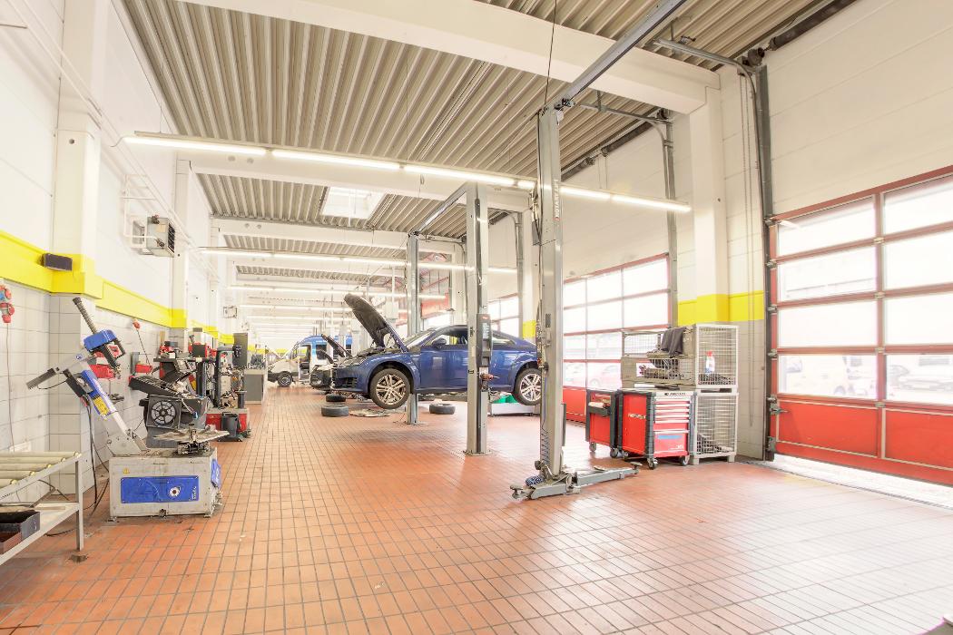 Lucky Car, Zwerchäckerweg in Wien