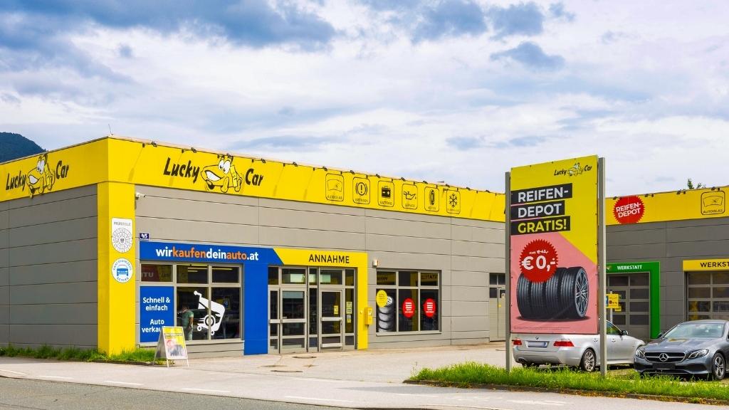 Lucky Car, Bergerbräuhofstraße in Salzburg