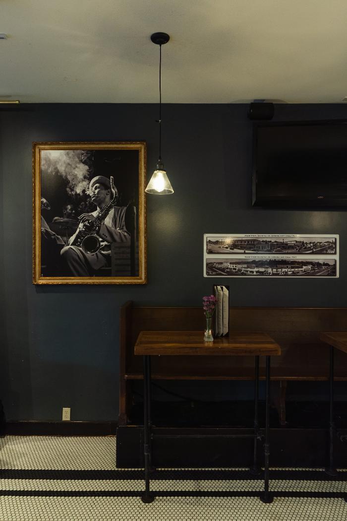 The Roxy Encinitas Logo