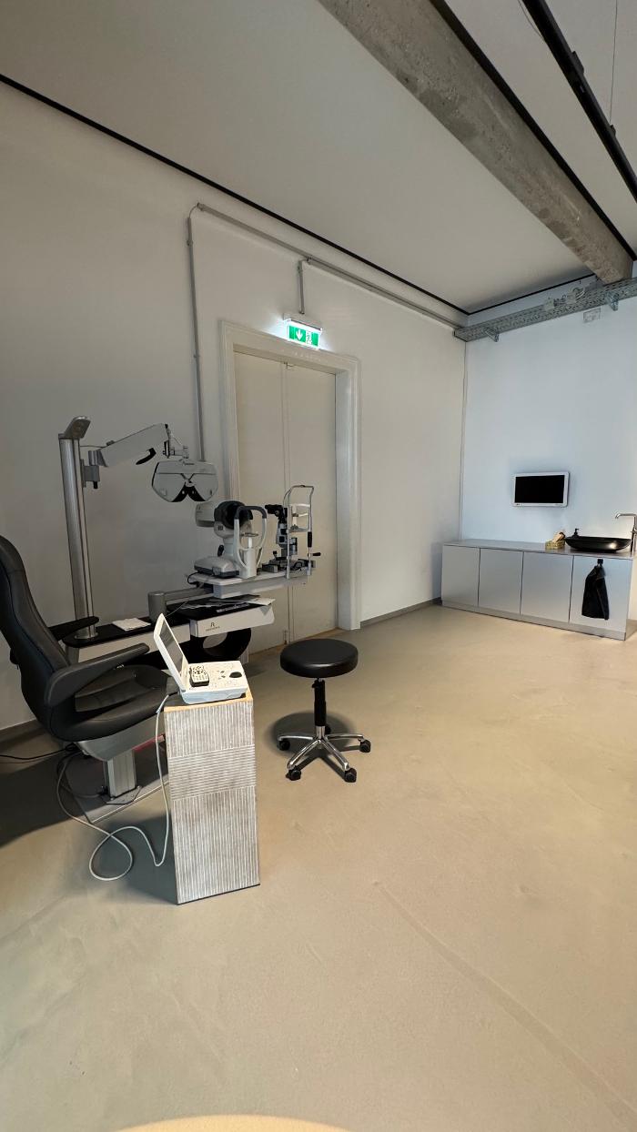Stino Optik, Zollergasse in Wien