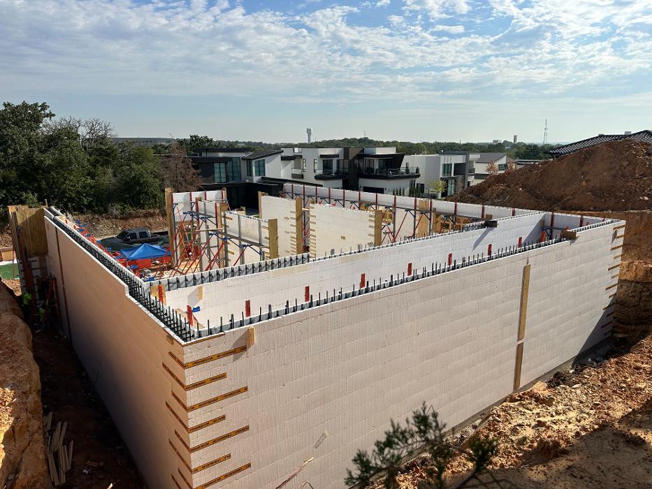 D and R Concrete Construction Image