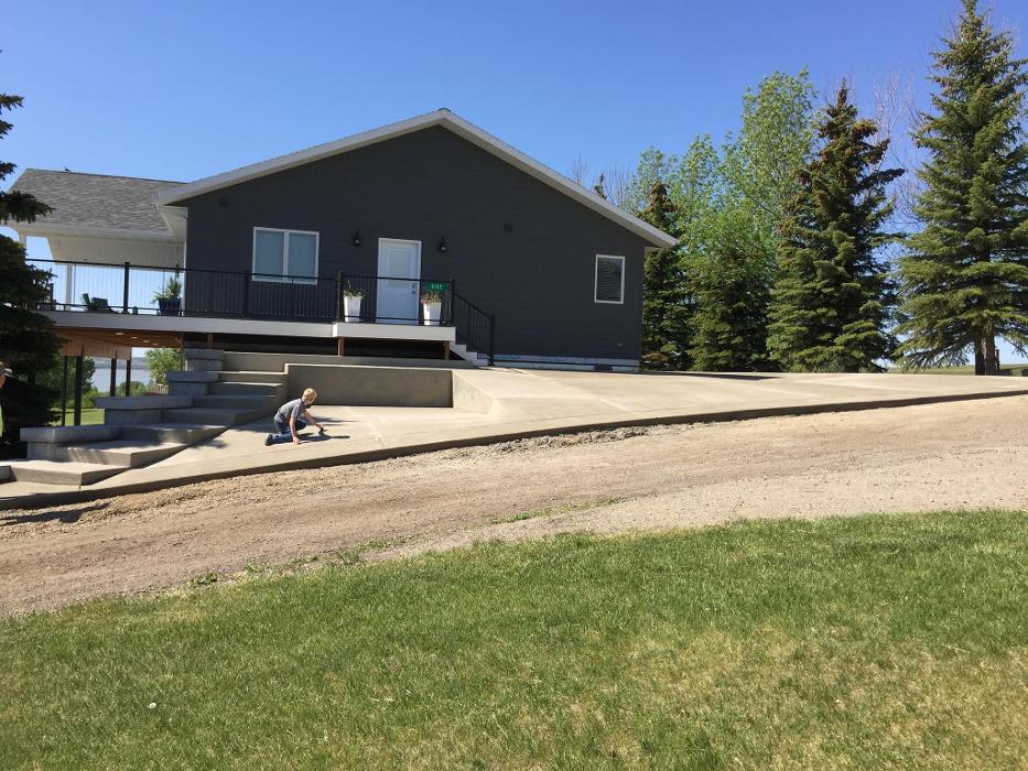 D and R Concrete Construction Image